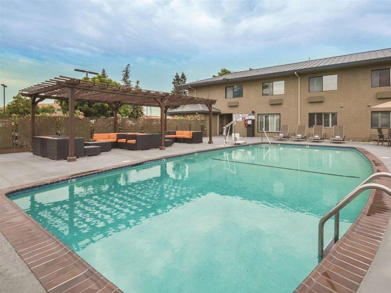 Spark By Hilton San Jose Airport Екстериор снимка