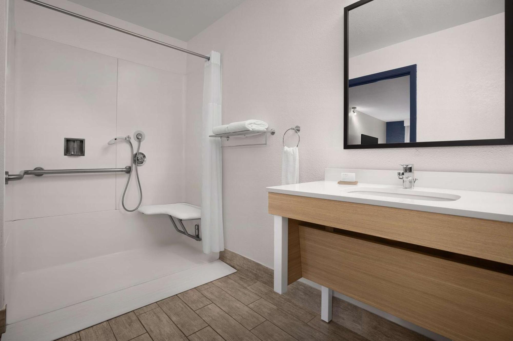 Spark By Hilton San Jose Airport Екстериор снимка