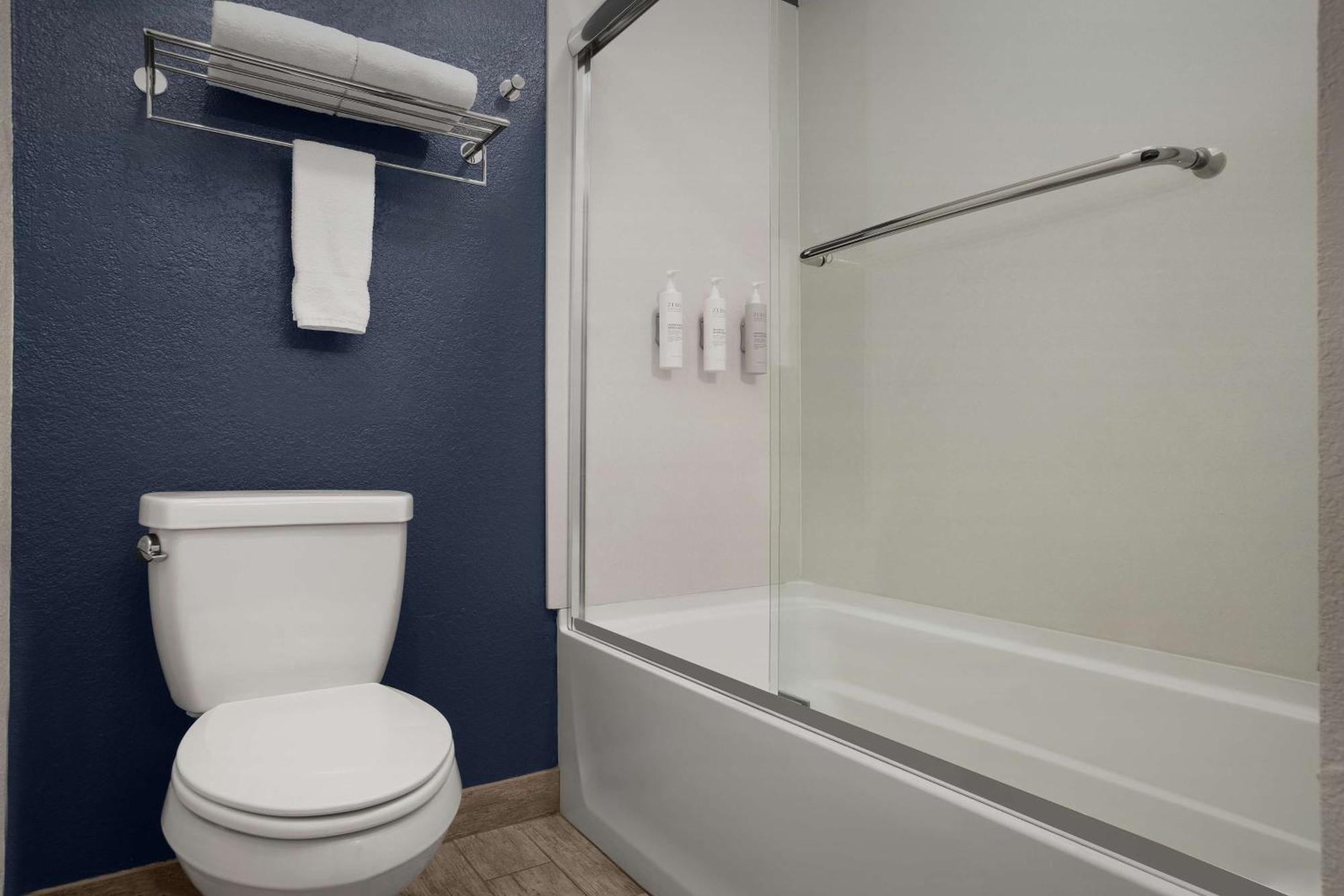 Spark By Hilton San Jose Airport Екстериор снимка